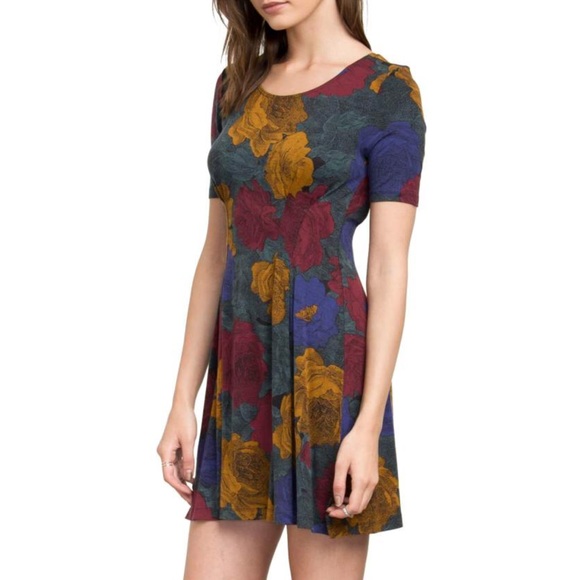 RVCA Dresses & Skirts - Nordstrom Fall Floral Dress RVCA XL